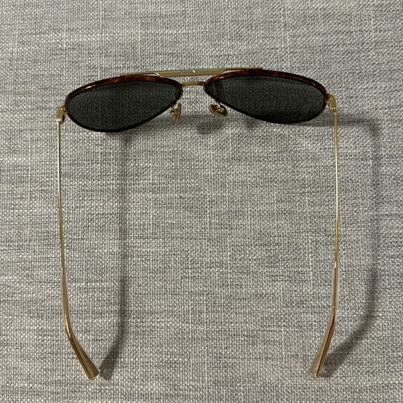 Celine Aviator Sunglasses CL40062U - Picture 3 of 7